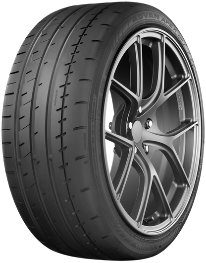 Yokohama Advan Apex V601 Tire - 245/35R19 93Y